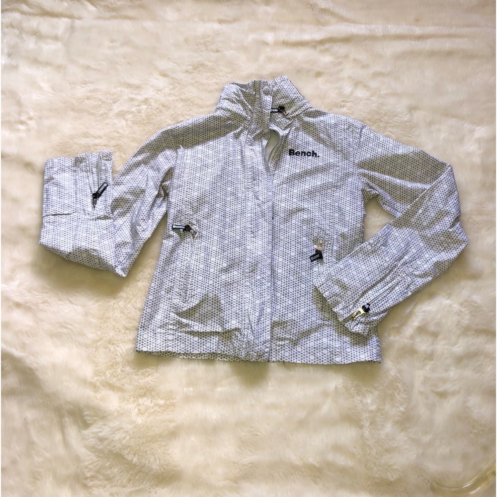 Bench Lightweight Jacket - Picture 2 of 10